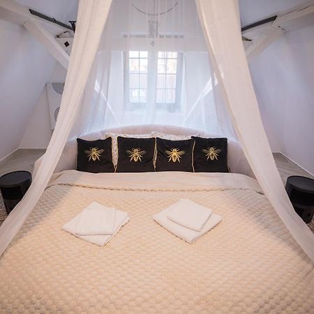 Apartamento Magiczne Gniazdko Na Samym Rynku Breslavia Exterior foto