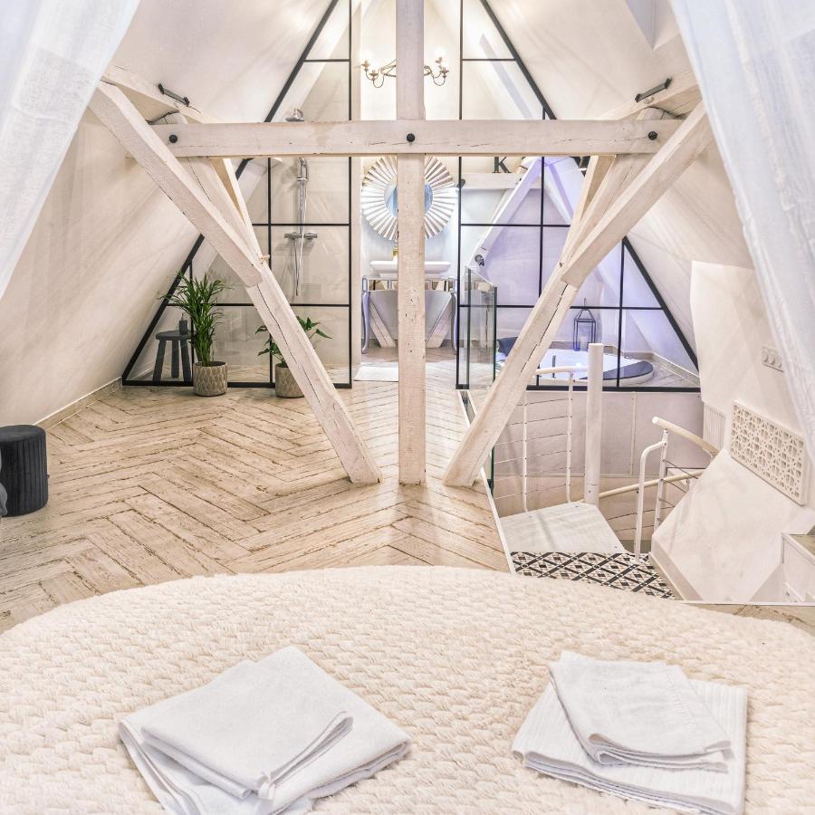 Apartamento Magiczne Gniazdko Na Samym Rynku Breslavia Exterior foto