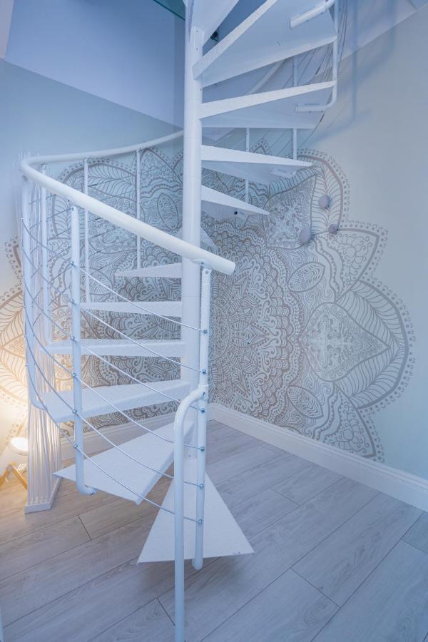 Apartamento Magiczne Gniazdko Na Samym Rynku Breslavia Exterior foto