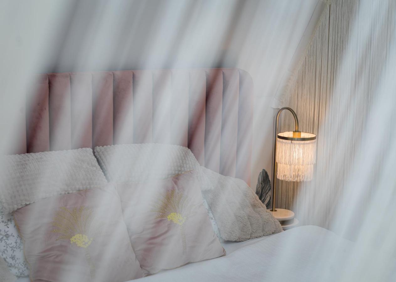 Apartamento Magiczne Gniazdko Na Samym Rynku Breslavia Exterior foto