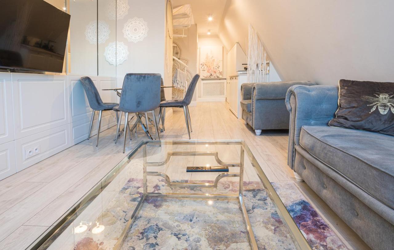 Apartamento Magiczne Gniazdko Na Samym Rynku Breslavia Exterior foto